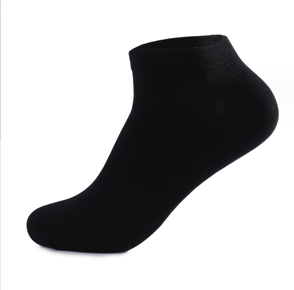 Grey, white, and black short sports socks made of 70% breathable cotton, designed for optimal sweat-wicking and comfort, suitable for men's shoe sizes EU 39-45, US 9-12