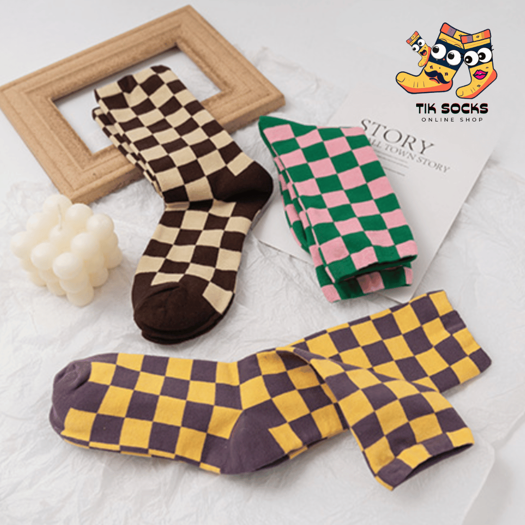 Chessboard Socks: Classic Black-and-White Design, Premium Cotton, Comfortable and Durable, Fashionable Socks for All Occasions