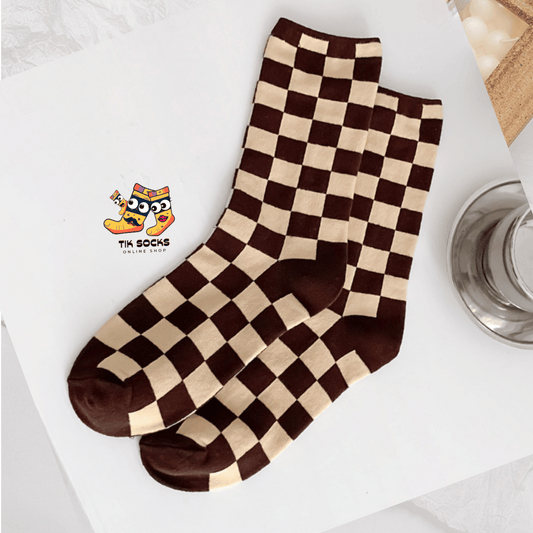 Chessboard Socks: Classic Black-and-White Design, Premium Cotton, Comfortable and Durable, Fashionable Socks for All Occasions