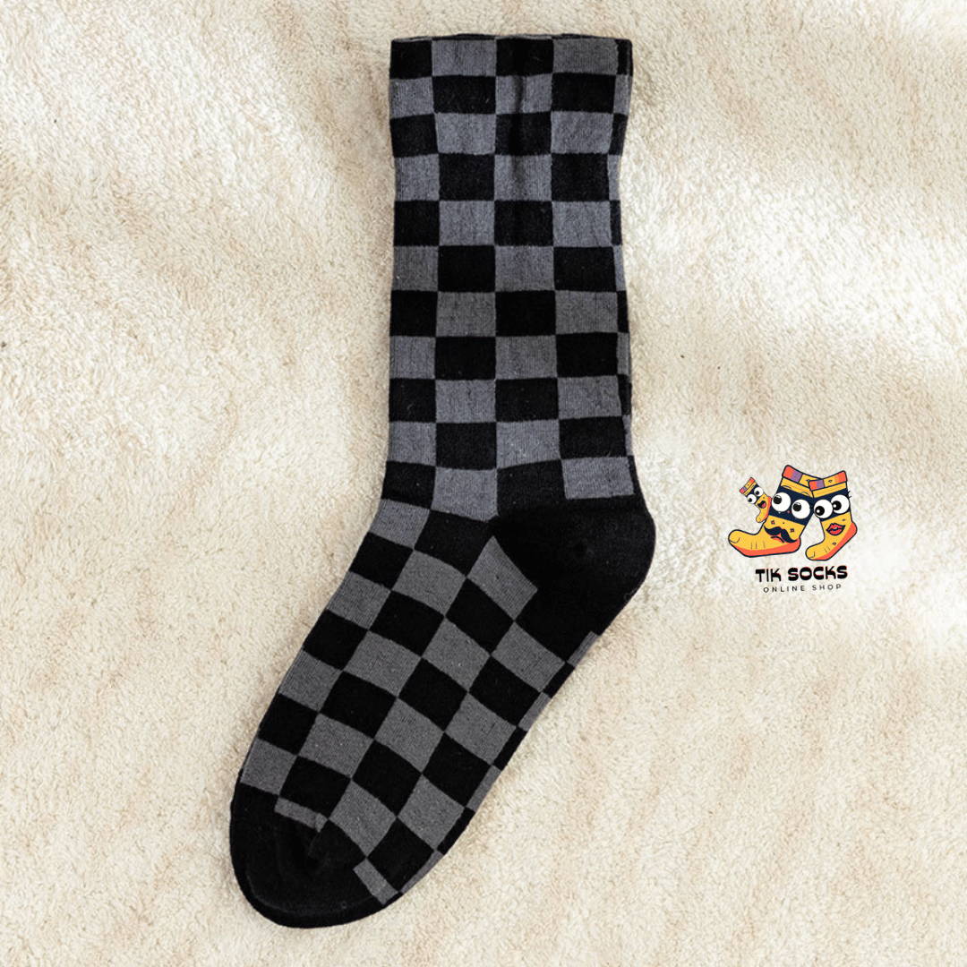 Chessboard Socks: Classic Black-and-White Design, Premium Cotton, Comfortable and Durable, Fashionable Socks for All Occasions