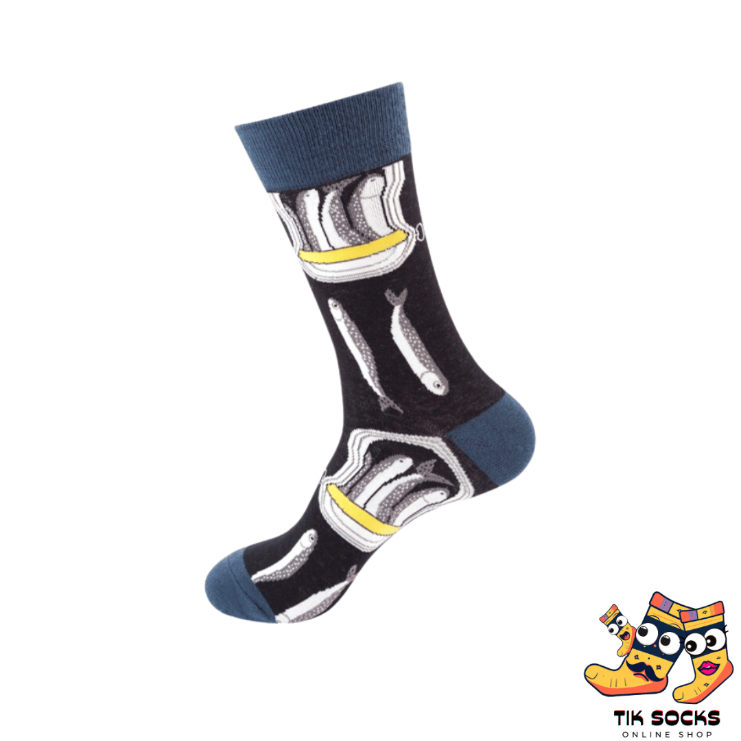 Comfortable socks adorned with a SeaWorldFish theme, showcasing various marine life, suitable for both men and women