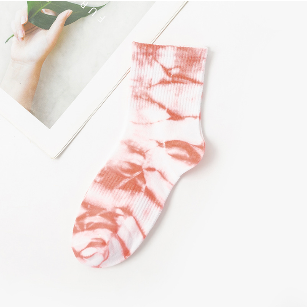 Vibrant tie-dye socks with a unique blend of colors, highlighting premium quality and trendy design suitable for modern fashion enthusiasts.